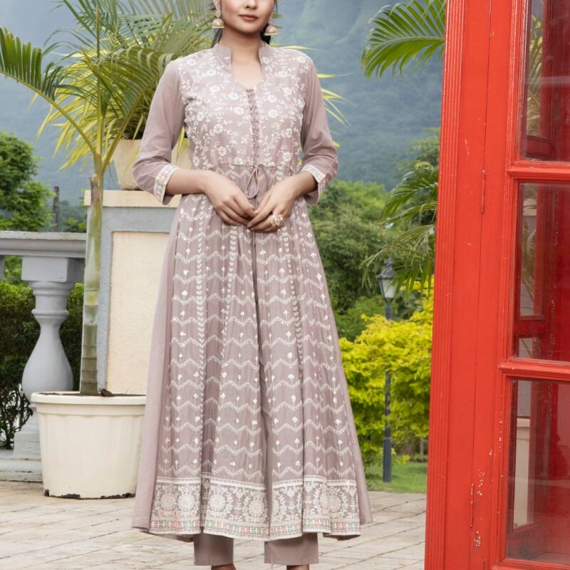 WOMEN’S BANDHANI NAIRA KURTA WITH LATKAN